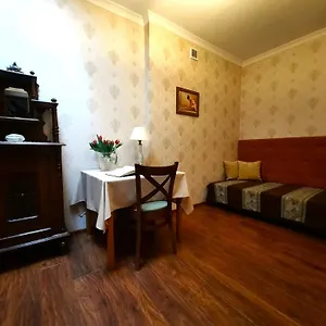 https://apartamenty-retro.poznan-hotels.com